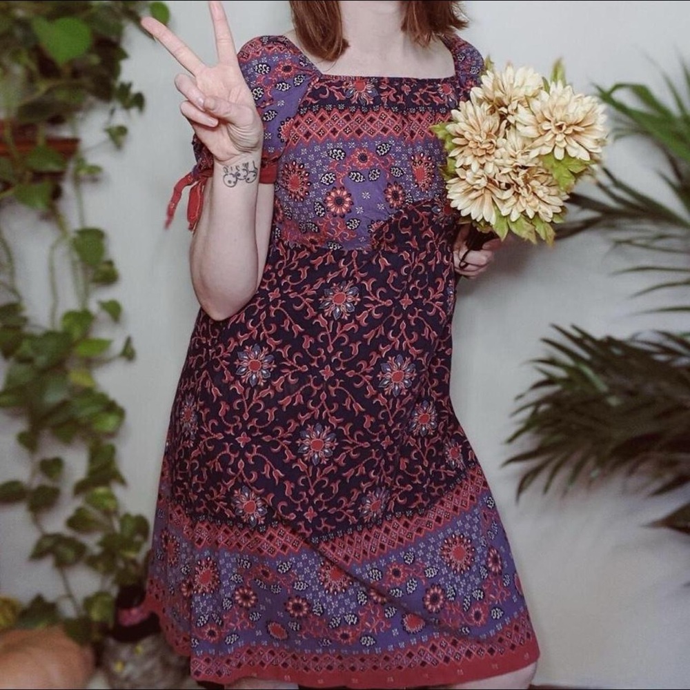 Vintage 1970’s hippie flower child sun dress